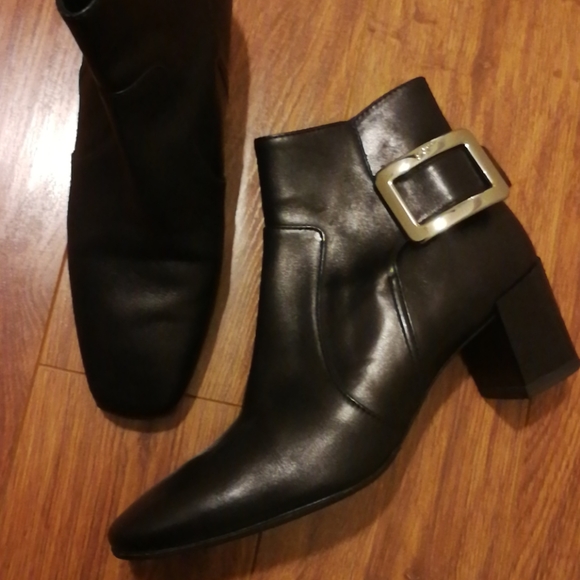 Roger Vivier Black boots - Picture 4 of 4